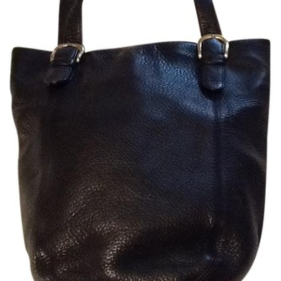 guess black leather shoulder bag